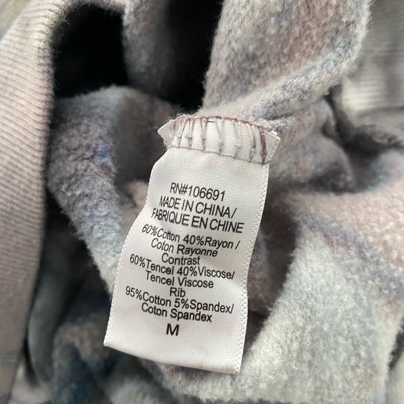 Tie dye sweater - Picture 3 of 4